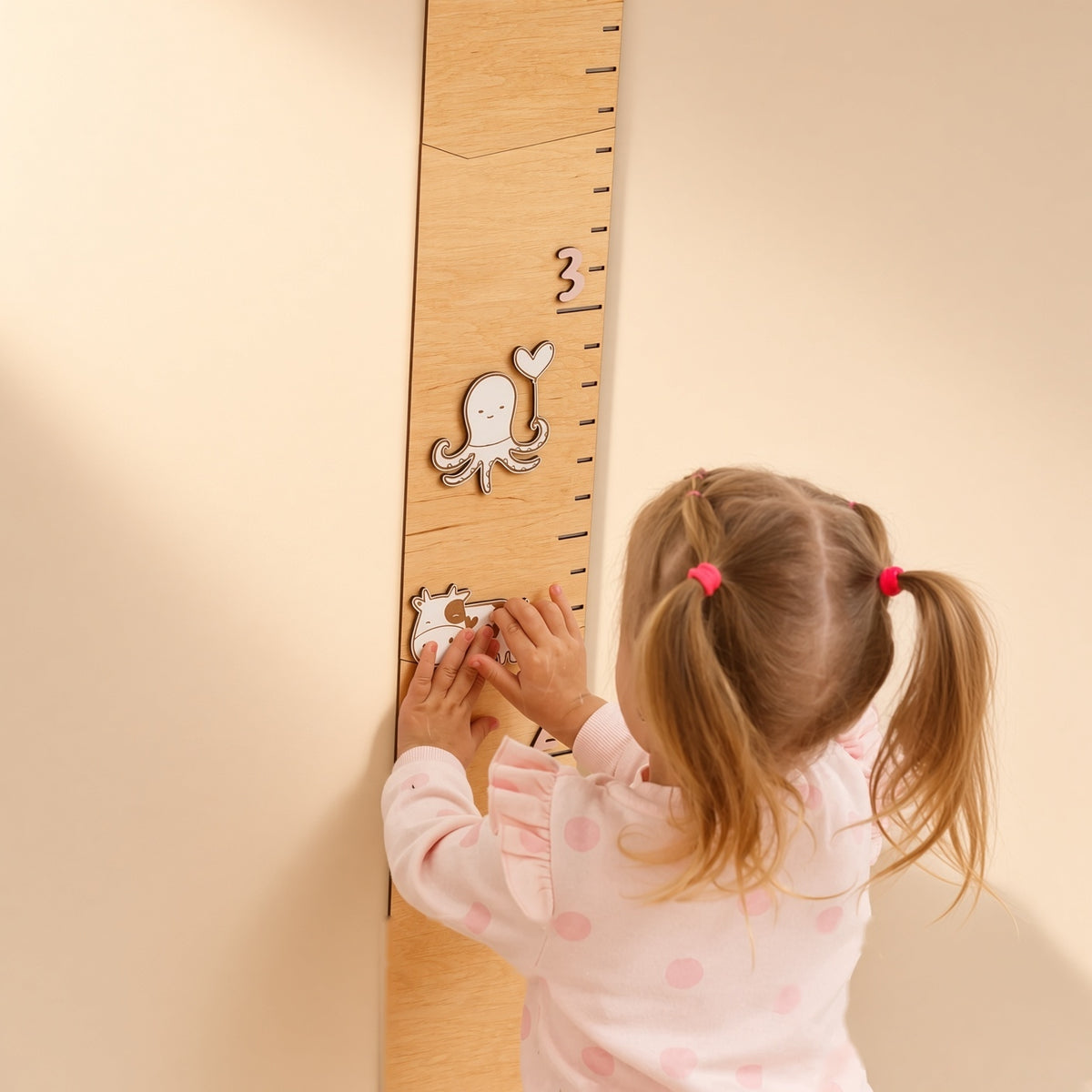 Wooden Kids Height Chart - Wall-Mounted Growth Chart with 18 Age Markers, Blue/Pink